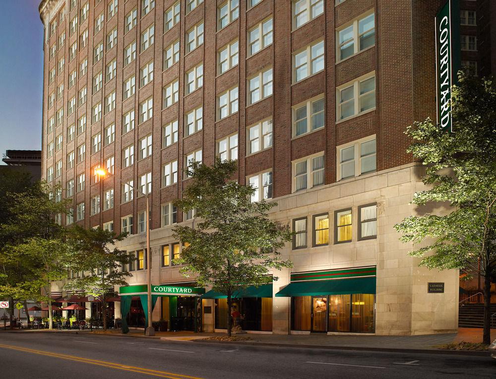 Готель Courtyard By Marriott Atlanta Downtown Екстер'єр фото