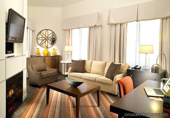 Готель Courtyard By Marriott Atlanta Downtown Номер фото