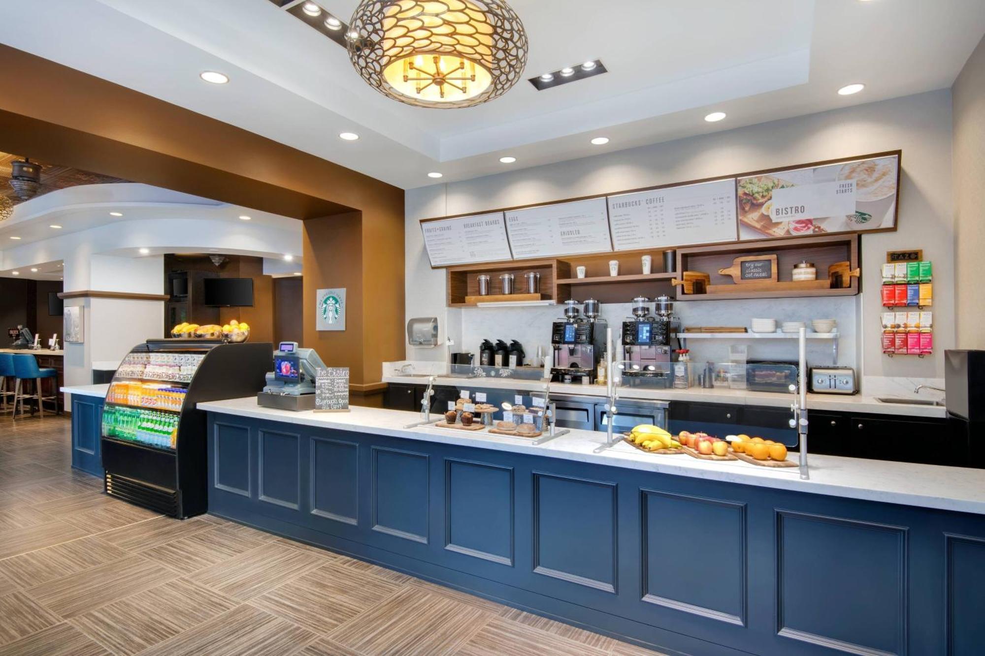 Готель Courtyard By Marriott Atlanta Downtown Екстер'єр фото